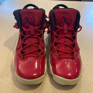 Air Jordan 6 Rings in Gym Red Size US 5.5 Youth